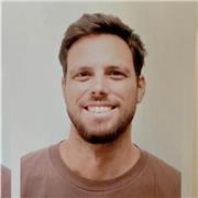 Soy maestro con amplia experiencia y vocación. Doy clases de apoyo a alumnos de Primaria y Secundaria, adaptándome a su necesidad.